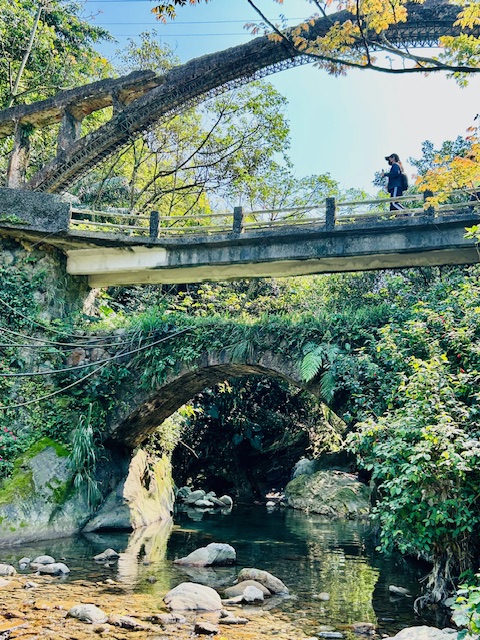 a0258 三層橋下，遇見青年淘金客